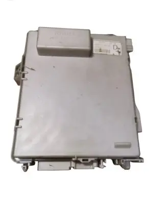 Lexus GS 300 350 430 450H Fuse module 8267030230 6C230212