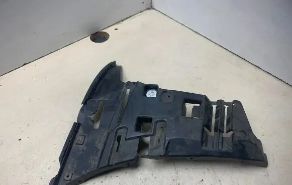 Volvo S60 Front bumper mounting bracket 09190304 2419