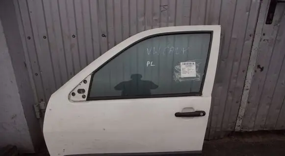 Volkswagen Caddy Front door L902
