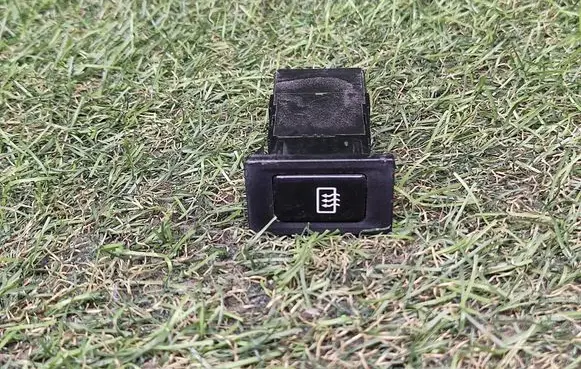 Opel Frontera A Seat heating switch