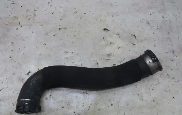 Nissan X-Trail T32 Intercooler hose/pipe