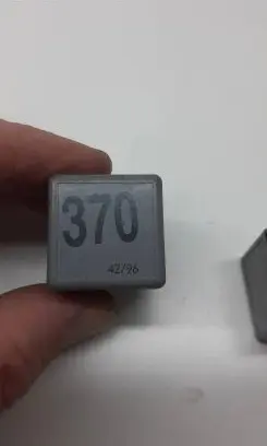 Audi A4 S4 B5 8D Other relay 8D0951253 370