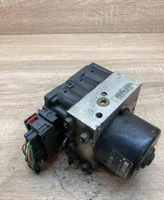 Peugeot 206 CC ABS Pump 9632539480