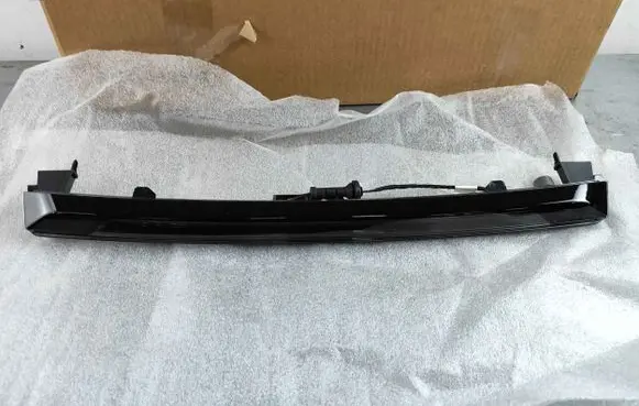 Volvo V60 Third/center stoplight 31468198