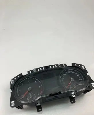 Volkswagen Golf VII Speedometer (instrument cluster) 5G1920741B