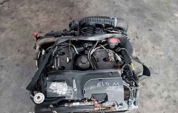 Land Rover Discovery 3 - LR3 Engine 276DT