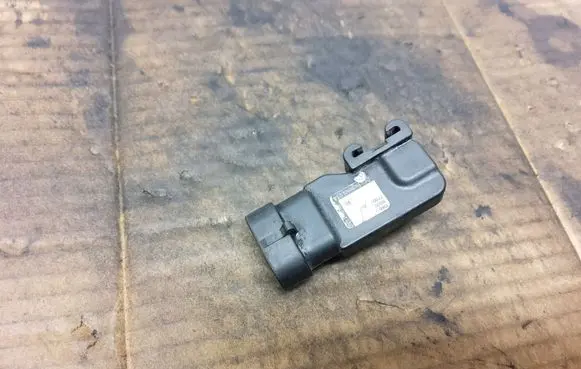 Renault Laguna I Sensor