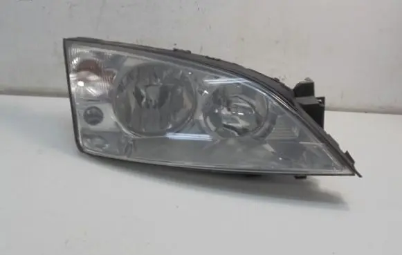 Ford Mondeo Mk III Headlight/headlamp 1S7113005SE