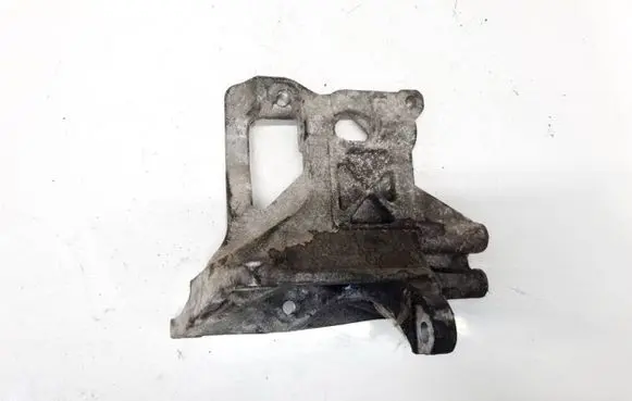 Subaru Impreza I Engine mounting bracket 73611AC101 537002-9502
