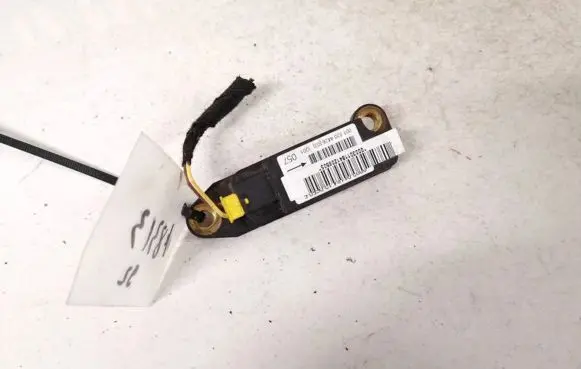 Mercedes-Benz C W203 Airbag deployment crash/impact sensor 0018204426