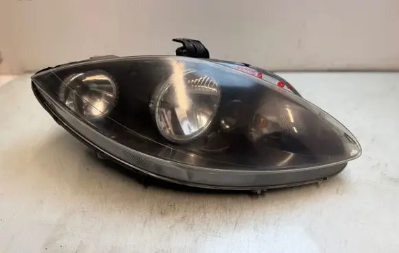 Seat Altea Headlight/headlamp 5664