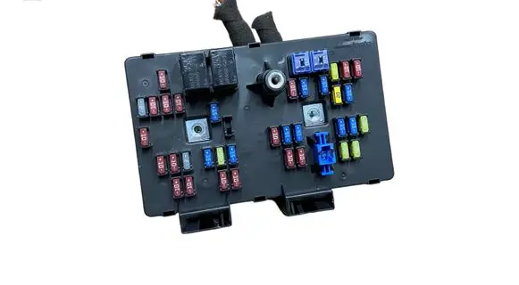 Opel Antara Fuse module AK62225 07324M SN1351