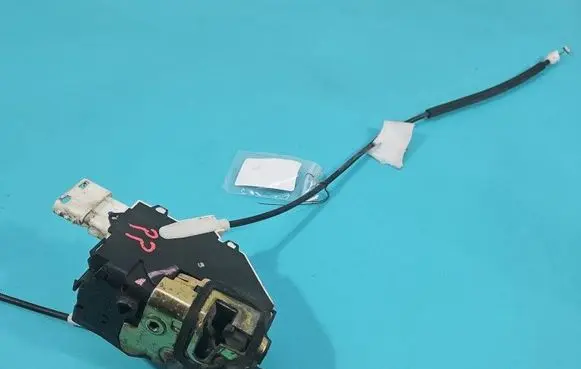 Peugeot 407 Front door lock 9659853780F IMPRK1561991