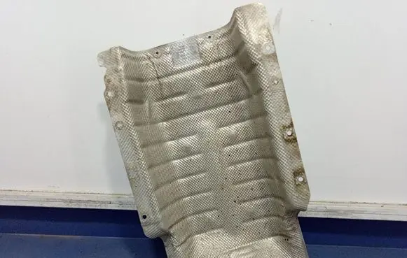 BMW X7 G07 Exhaust heat shield 7424924