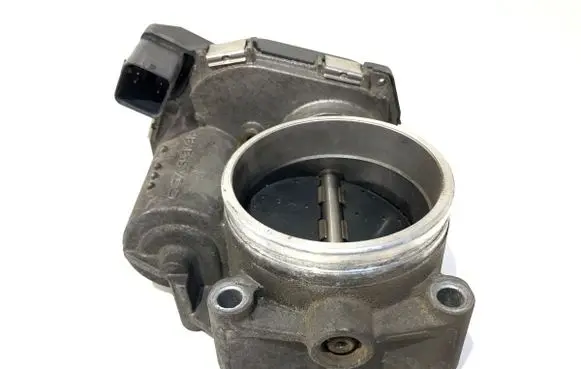 BMW 5 E60 E61 Engine shut-off valve 7561066