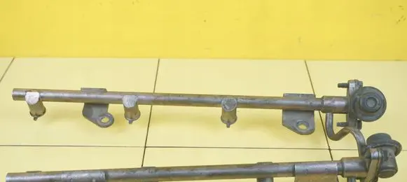 Nissan Murano Z50 Fuel line pipe VQ35DE