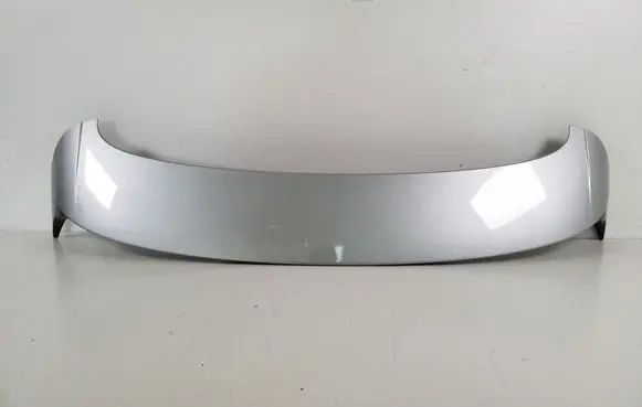 Tailgate/trunk spoiler