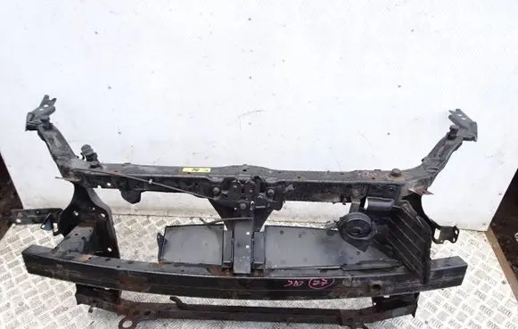 Nissan Qashqai Radiator support slam panel