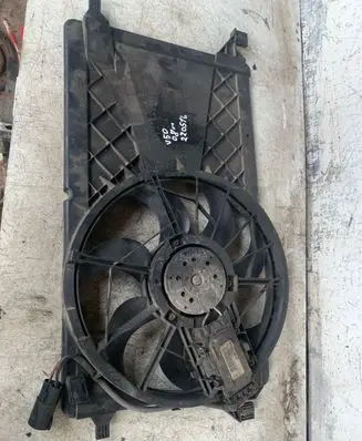 Volvo V50 Electric radiator cooling fan 1137328558