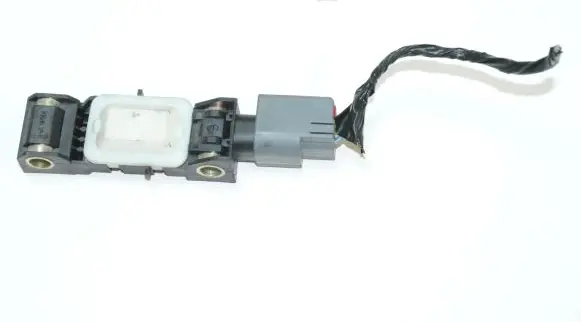 Jeep Grand Cherokee (WK) Airbag deployment crash/impact sensor 04671779AC