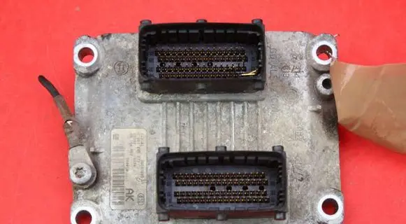 Opel Agila A Engine control unit/module ECU 0261206273