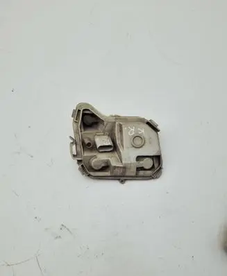 Audi A4 S4 B7 8E 8H Tail light bulb cover holder 8E9945257B