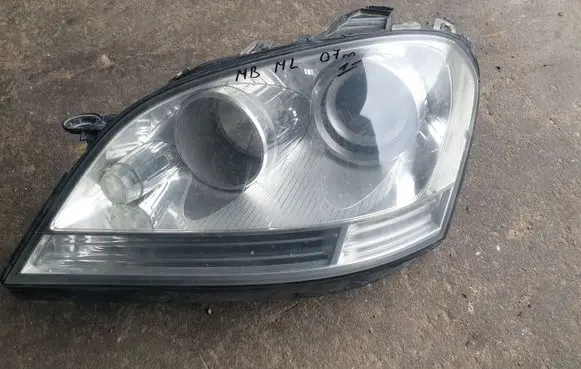 Mercedes-Benz ML W164 Headlight/headlamp