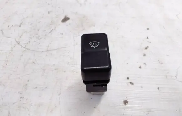 Subaru Forester SF Windscreen/window heater switch