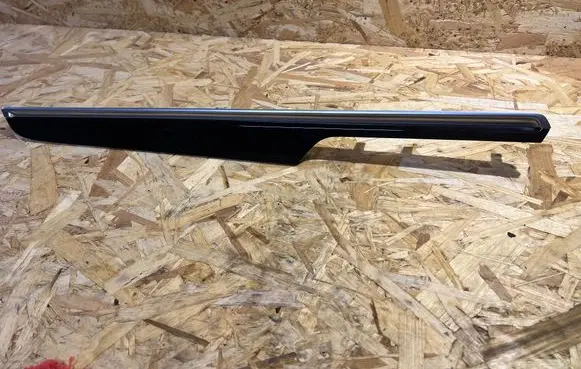 Porsche Macan (95B) Front door trim bar 95B867409D 36165593
