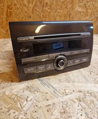 Fiat Bravo Radio/CD/DVD/GPS head unit 735484418 M001965 12092008