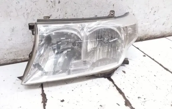 Toyota Land Cruiser (J200) Headlight/headlamp 9922681017 9922686002