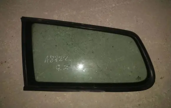 Volkswagen PASSAT B6 Rear side window