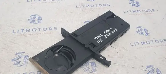 BMW 3 E90 E91 Cup holder 7127461