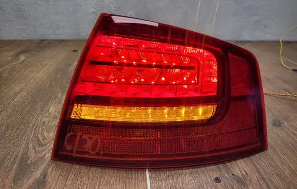 Audi A8 S8 D3 4E Rear/tail lights
