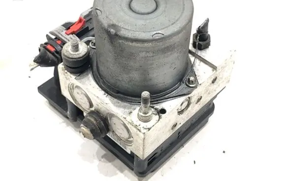 Audi A4 S4 B7 8E 8H ABS Pump 8E0910517H