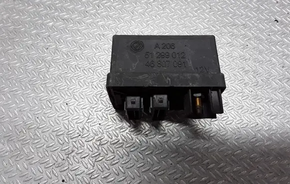 Fiat Doblo Glow plug pre-heat relay 51299012
