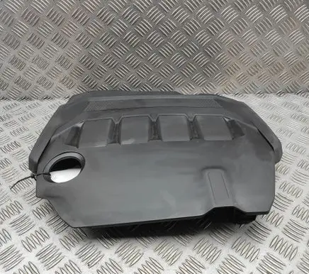 Volkswagen Tiguan Engine cover (trim) 05L103925E