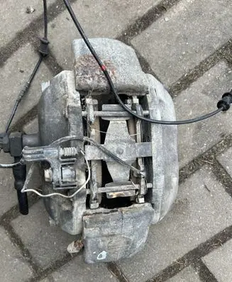 Mercedes-Benz ML W163 Front brake caliper
