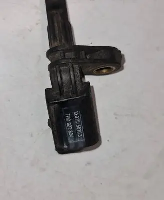 Volkswagen Caddy ABS brake wheel speed sensor 10071150703 7H0927804