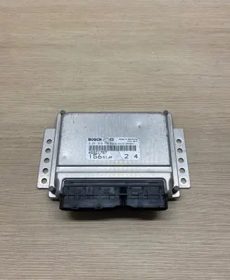 Alfa Romeo 156 Engine control unit/module 46821767 0281010336