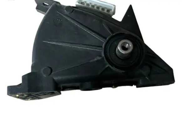 Volvo S70 V70 V70 XC Accelerator throttle pedal