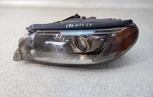 Volvo S80 Headlight/headlamp 31353320