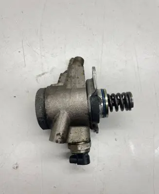 Audi A6 C7 Fuel injection high pressure pump 07L127026AB