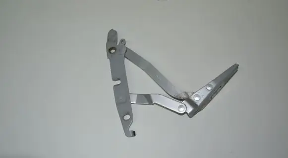 Audi A4 S4 B6 8E 8H Tailgate/trunk/boot hinge 8E5827302B
