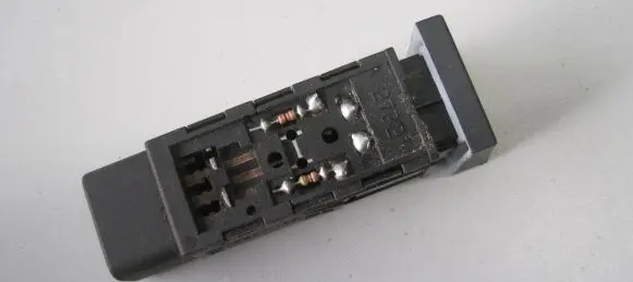 Hyundai Santa Fe Fog light switch 202002962