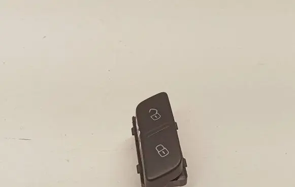 Volkswagen Beetle A5 Central locking switch button 5C5962125 110413
