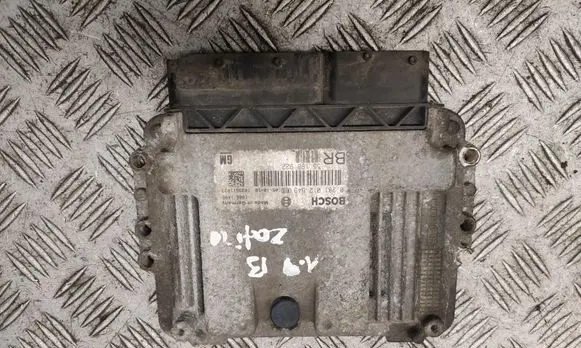 Opel Zafira B Engine control unit/module 0281012549