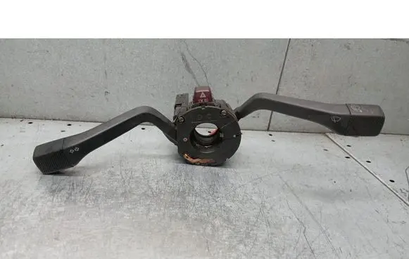 Volkswagen Polo II 86C 2F Wiper turn signal indicator stalk/switch 333953503