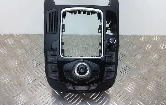 Audi A5 8T 8F Head unit multimedia control 8T0919609F