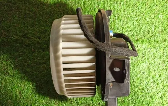 Dodge Journey Heater fan/blower AY272700-5011